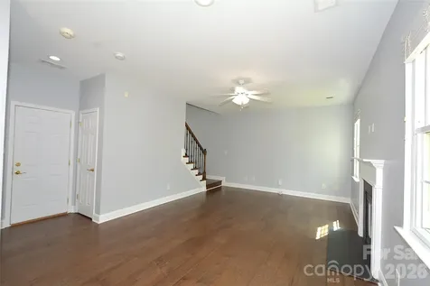 9815 Steed Court Charlotte NC 28269