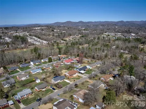 88 Skyview Terrace Asheville NC 28806