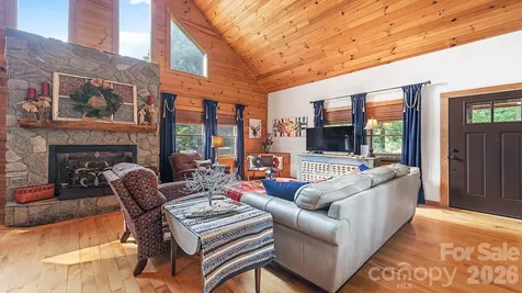 616 Appaloosa Trail Waynesville NC 28785