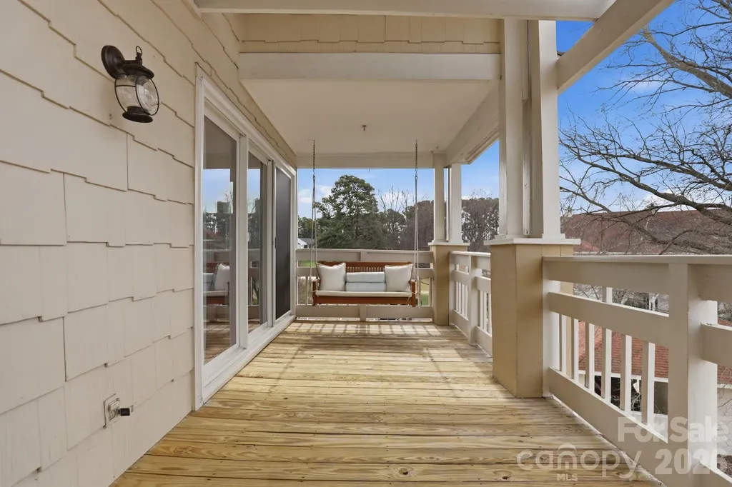 18009 Kings Point Drive Cornelius NC 28031