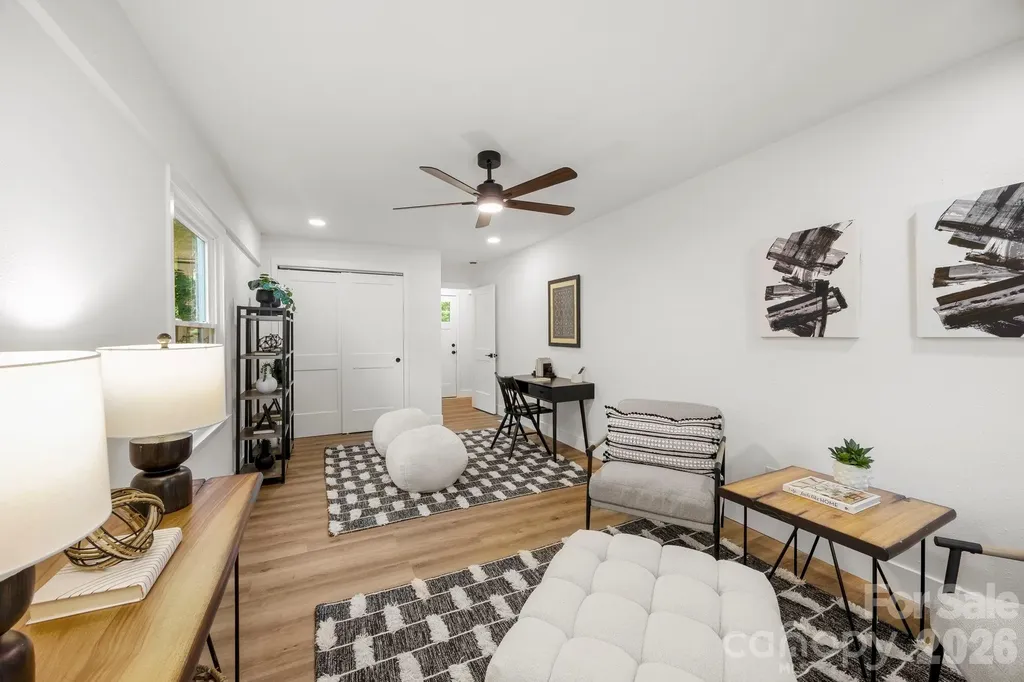 4211 Dunwoody Drive Charlotte NC 28215