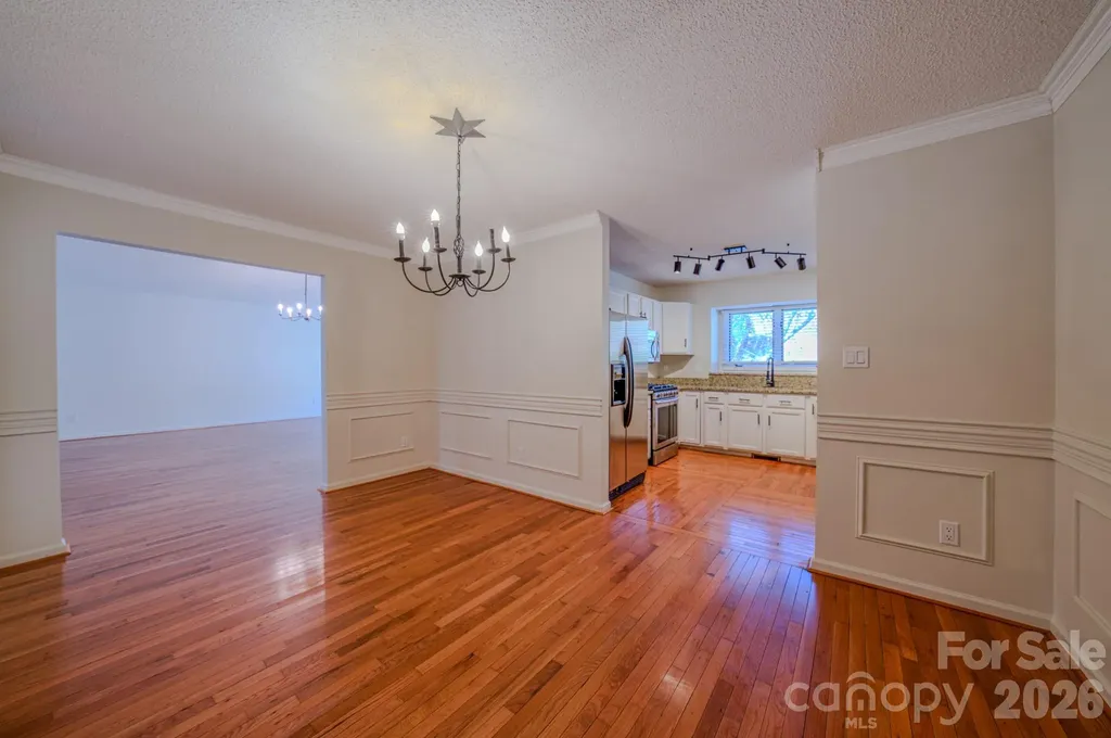 4 Hedgerose Court Asheville NC 28805