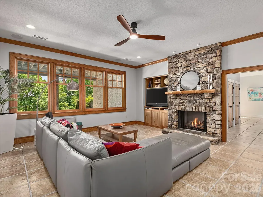 457 Coopers Hawk Drive Asheville NC 28803