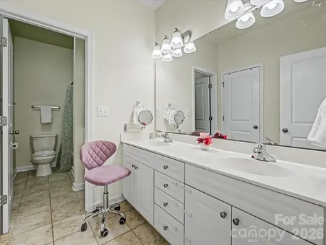 8421 Scotney Bluff Avenue Charlotte NC 28273
