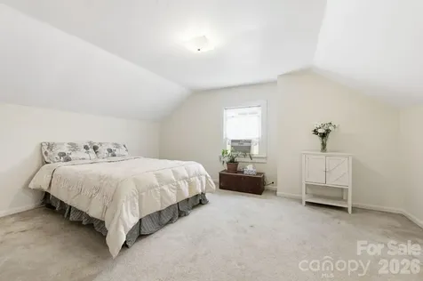25 Bear Creek Road Asheville NC 28806