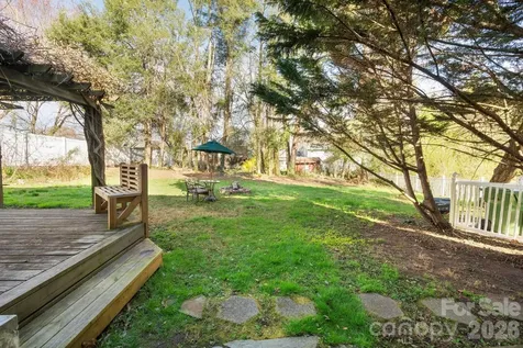 25 Bear Creek Road Asheville NC 28806
