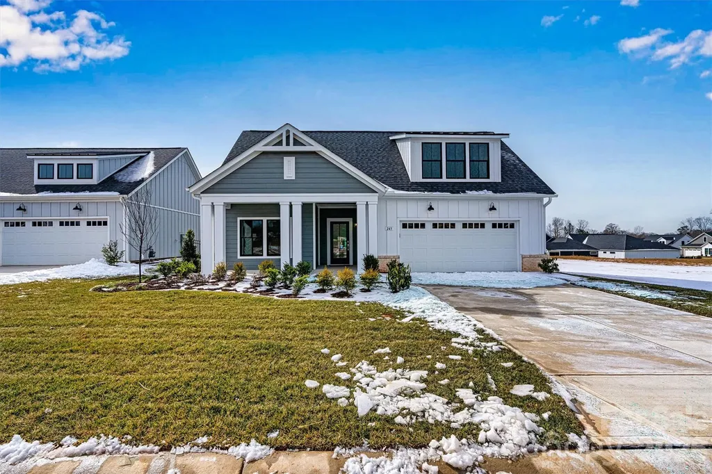 169 Alenda Lux Circle Mooresville NC 28115
