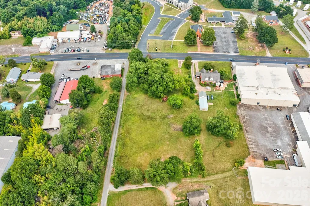 1033 W Main Street Forest City NC 28043