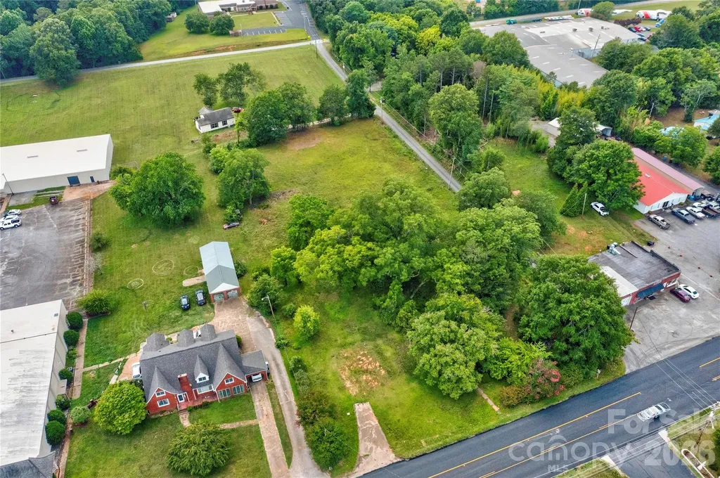 1033 W Main Street Forest City NC 28043