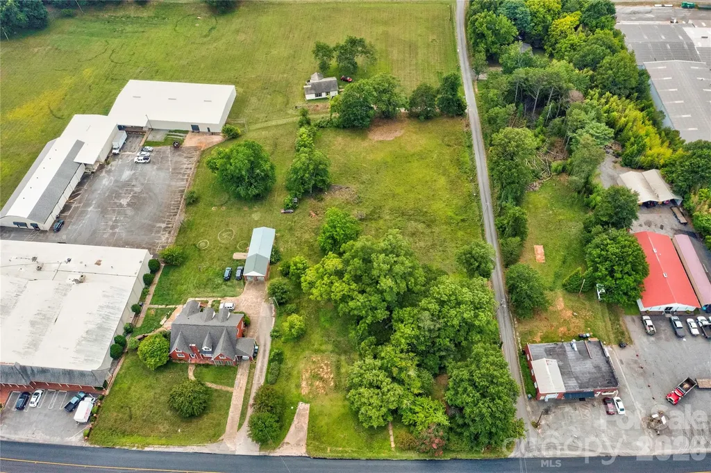 1033 W Main Street Forest City NC 28043