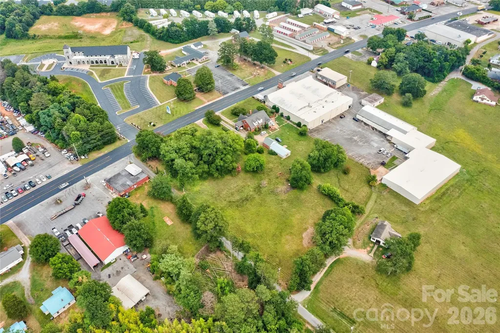 1033 W Main Street Forest City NC 28043