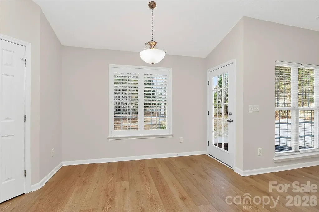 7022 Duchamp Drive Charlotte NC 28215