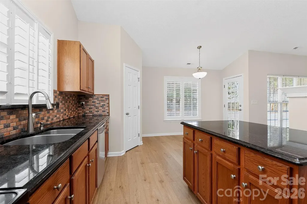 7022 Duchamp Drive Charlotte NC 28215