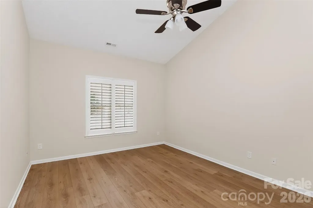 7022 Duchamp Drive Charlotte NC 28215
