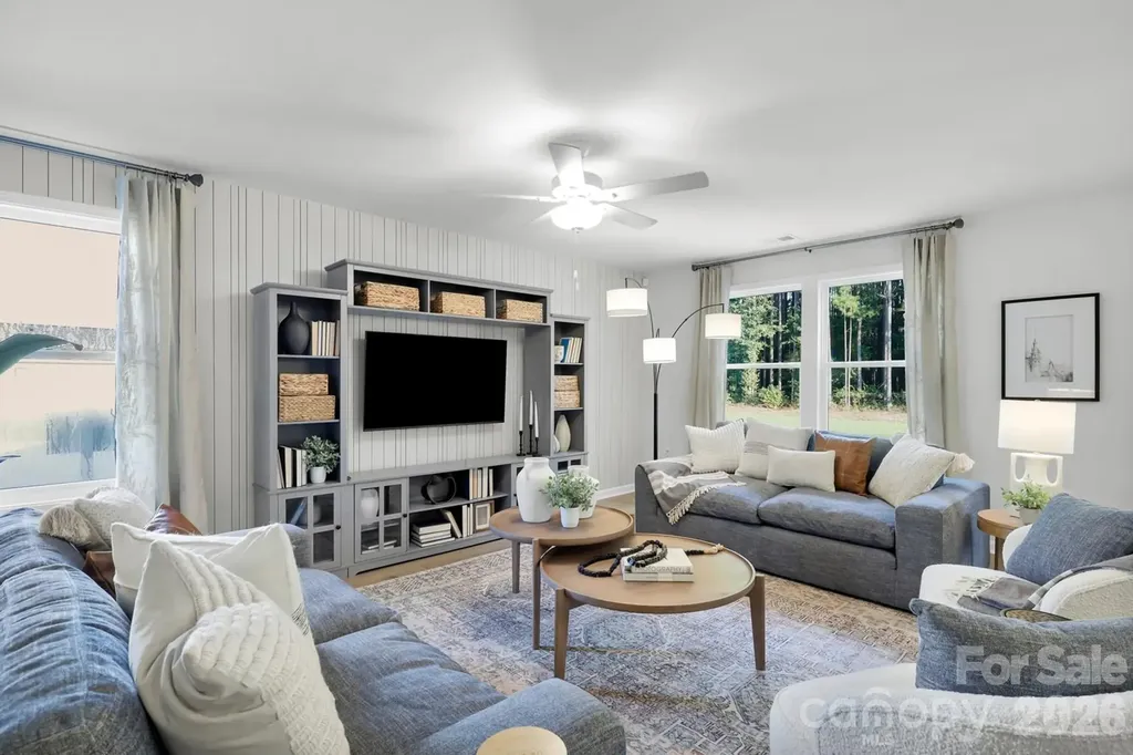 1005 Forest Walk Street Newton NC 28658