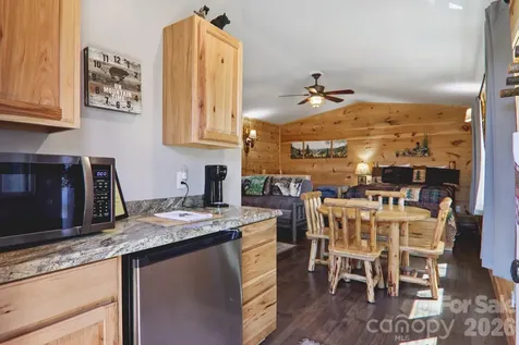 284 Robin Roost Road Maggie Valley NC 28751