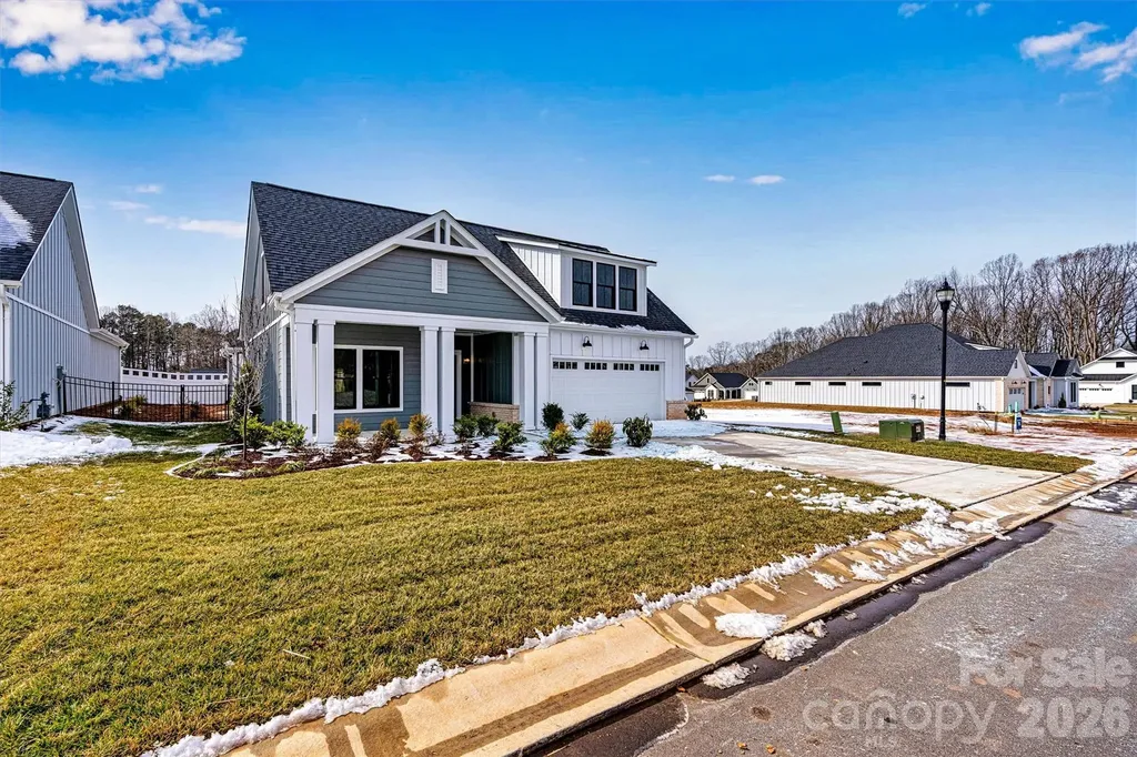 167 Alenda Lux Circle Mooresville NC 28115