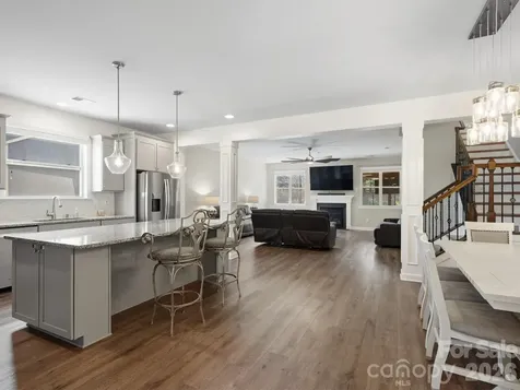 560 Sandbar Point Clover SC 29710