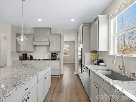 560 Sandbar Point Clover SC 29710