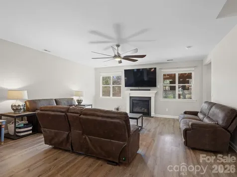 560 Sandbar Point Clover SC 29710