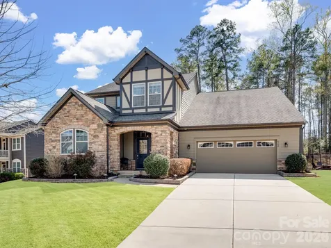 560 Sandbar Point Clover SC 29710