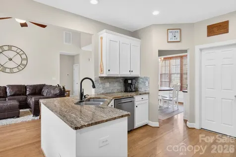 6444 Winding Creek Lane Denver NC 28037