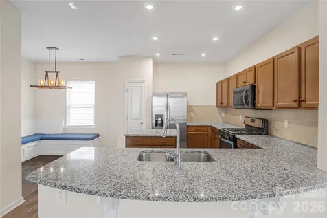 7019 Thornrose Drive Charlotte NC 28210
