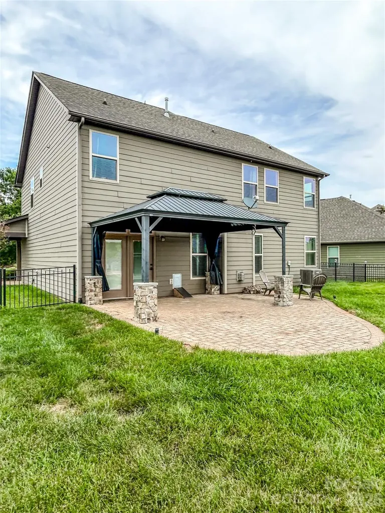 2416 Chinkapin Court Gastonia NC 28054