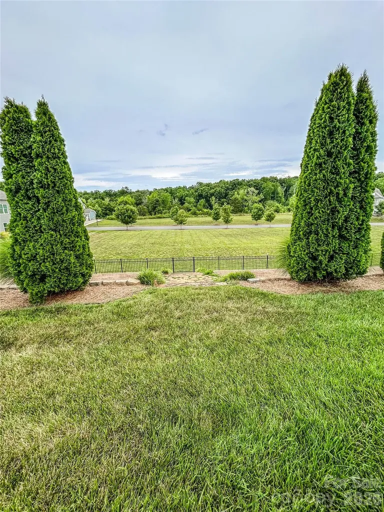 2416 Chinkapin Court Gastonia NC 28054