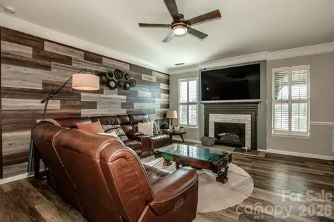 2416 Chinkapin Court Gastonia NC 28054