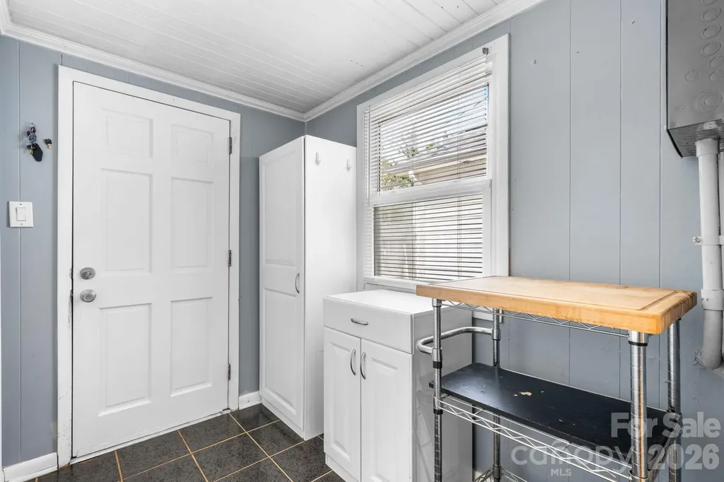 1339 11th Street NW Hickory NC 28601
