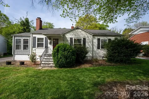 1339 11th Street NW Hickory NC 28601