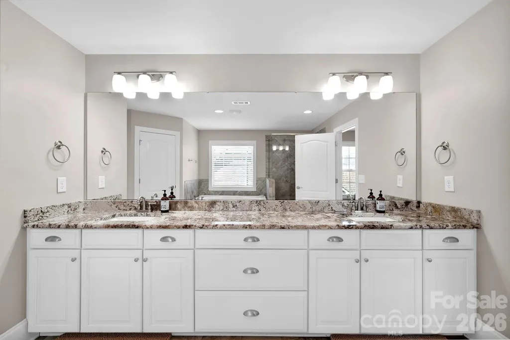 4016 Widgeon Way Waxhaw NC 28173