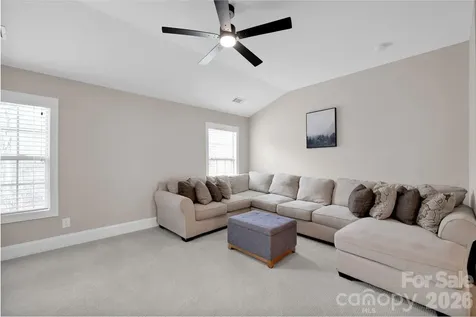 4016 Widgeon Way Waxhaw NC 28173