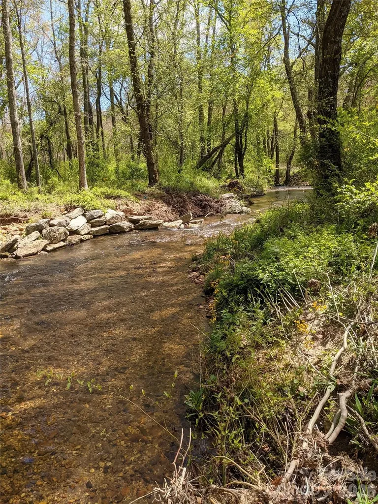 27 Woodtrail Way Arden NC 28704