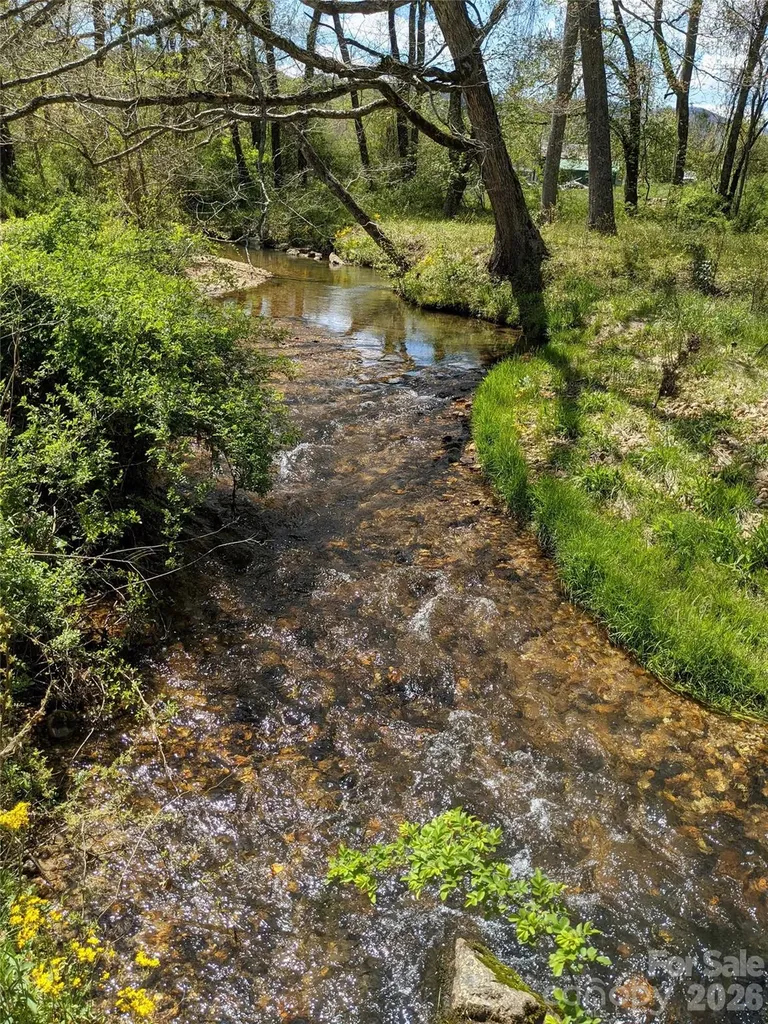 27 Woodtrail Way Arden NC 28704