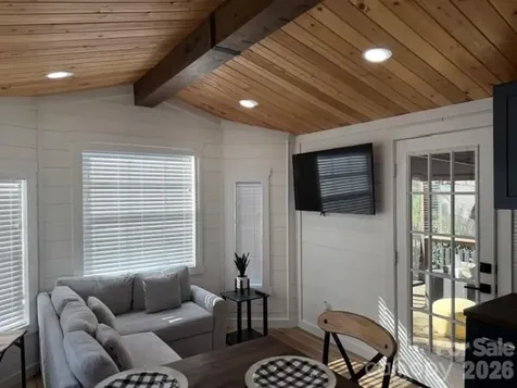 206 Cardinal Drive New London NC 28127