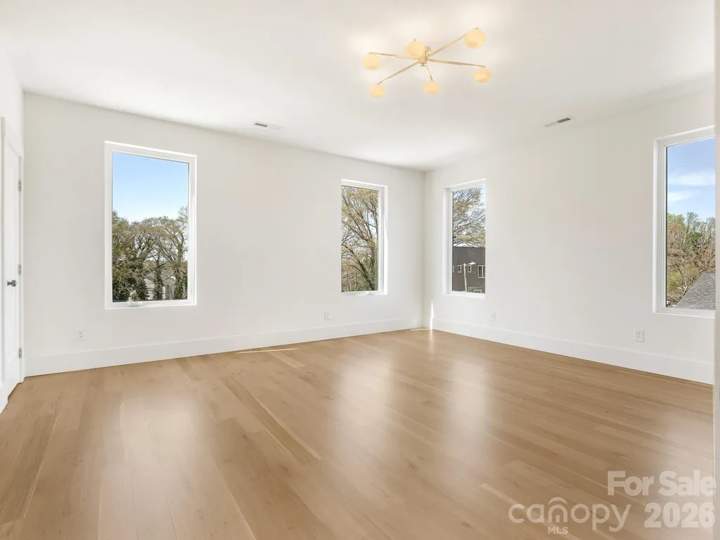 129 French Street Charlotte NC 28216