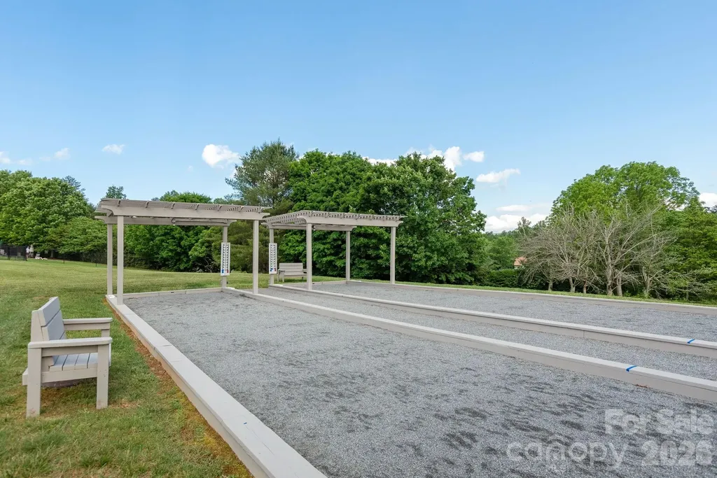 96 Copper Creek Lane Hendersonville NC 28739