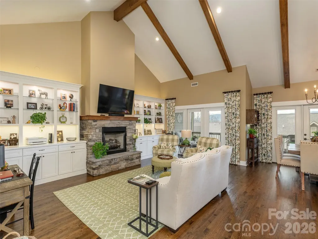 96 Copper Creek Lane Hendersonville NC 28739