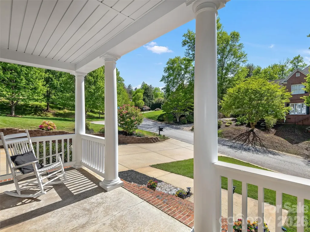 21 Dianthus Drive Asheville NC 28803