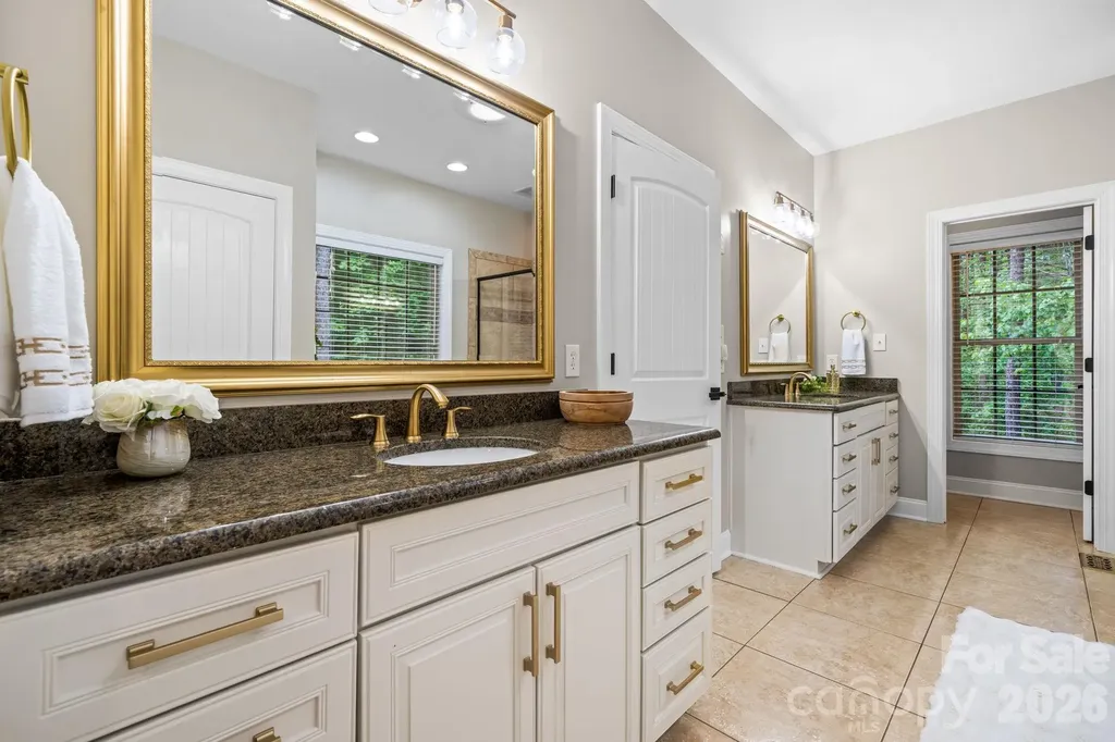 4950 River Hills Drive Denver NC 28037