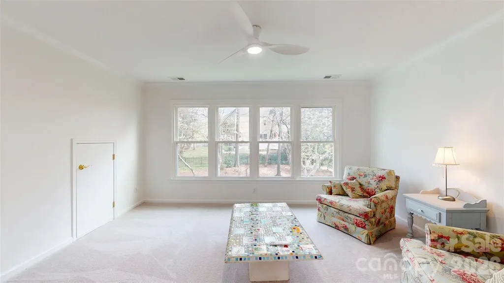 5423 Piper Glen Drive Charlotte NC 28277