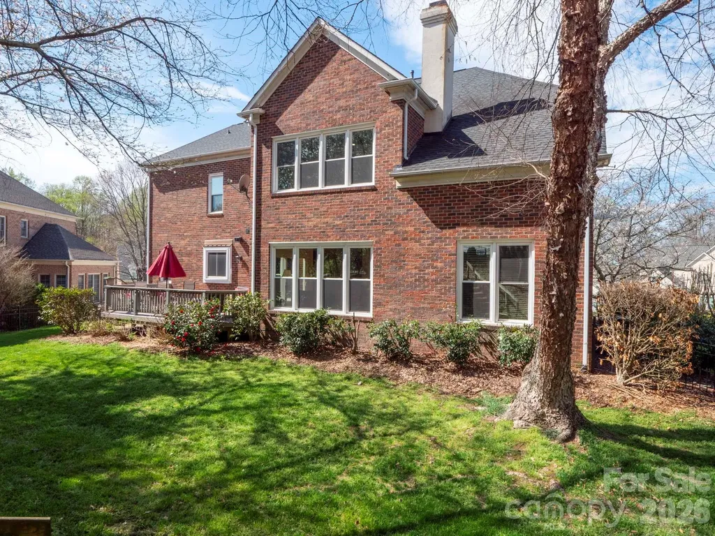 5423 Piper Glen Drive Charlotte NC 28277