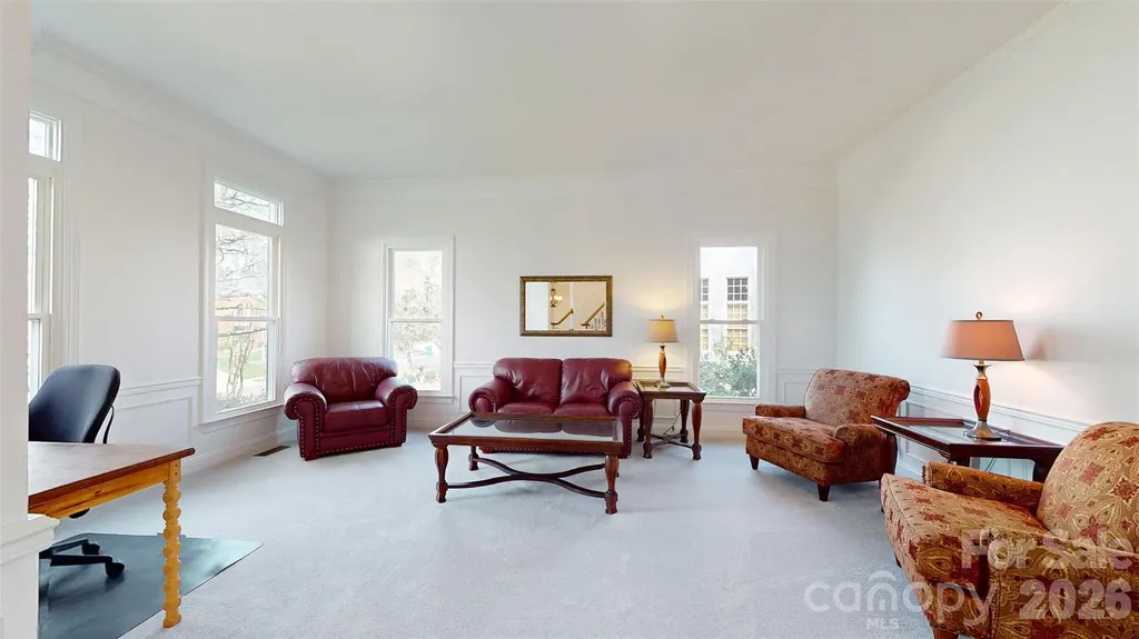 5423 Piper Glen Drive Charlotte NC 28277