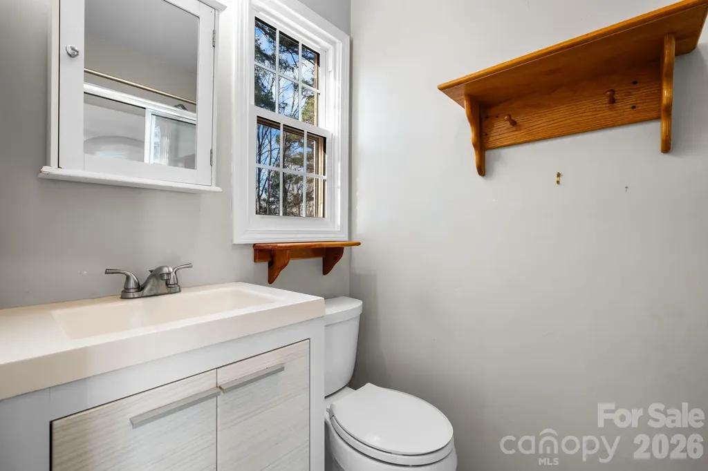1629 Nc 126 Road Morganton NC 28655