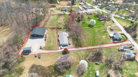17 Red Leaf Road Asheville NC 28806
