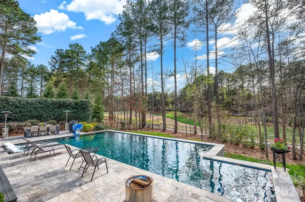 141 Stonewall Beach Lane Mooresville NC 28117