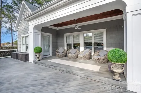 141 Stonewall Beach Lane Mooresville NC 28117