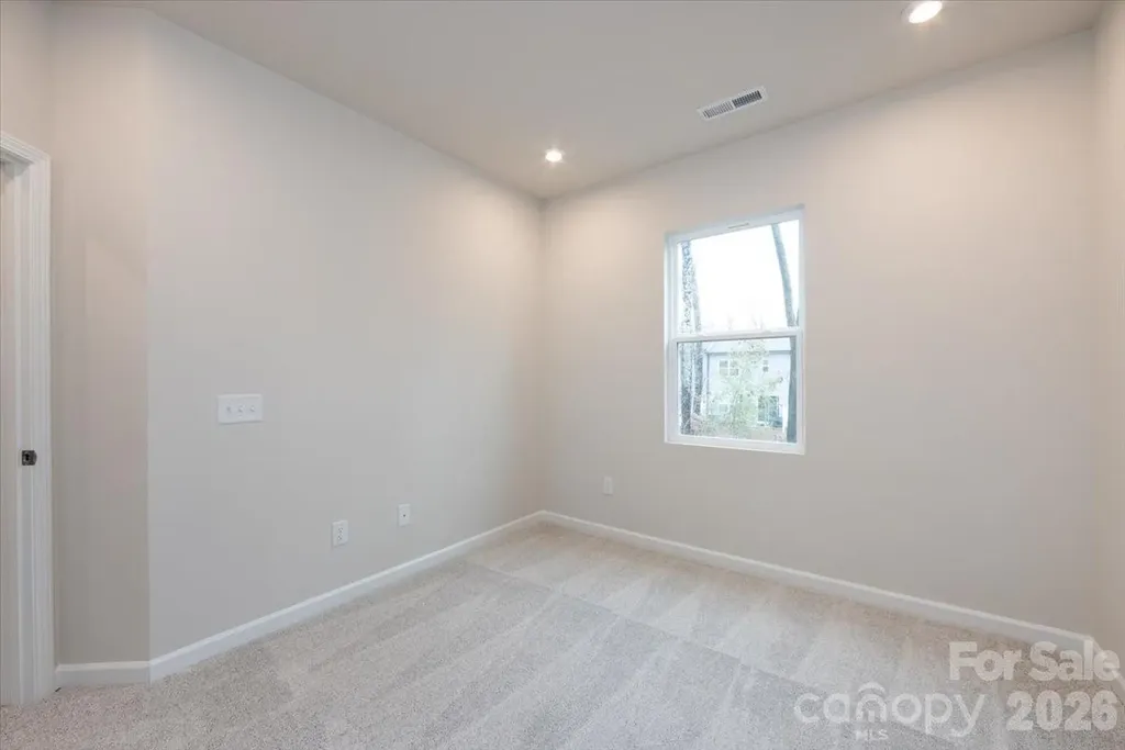 6017 Longar Lane Charlotte NC 28269